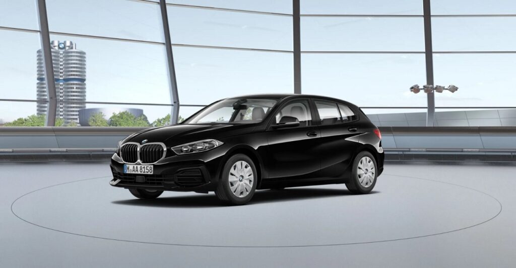 Veja 5 carros de rico no Brasil que são populares no exterior 2 bmw-serie-1-basico-carros-de-rico