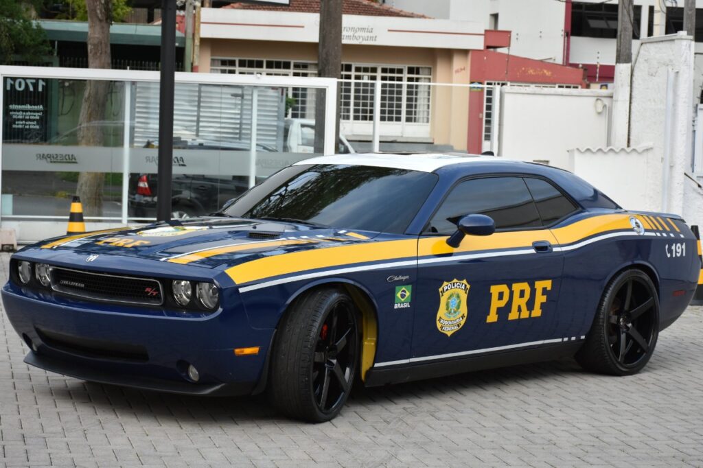 PRF: o que faz a Polícia Rodoviária Federal? 8 PRF Polícia Rodoviária Federal