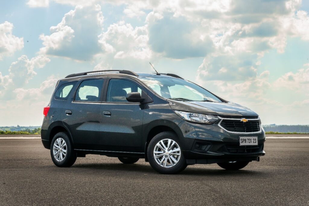 Chevrolet Spin 2023 é lançada mais equipada e com nova versão de 7 lugares 7 Chevrolet Spin 2023