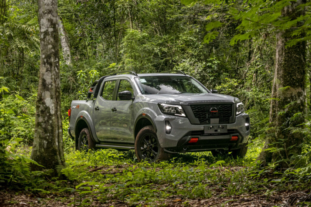 Nissan Frontier 2023