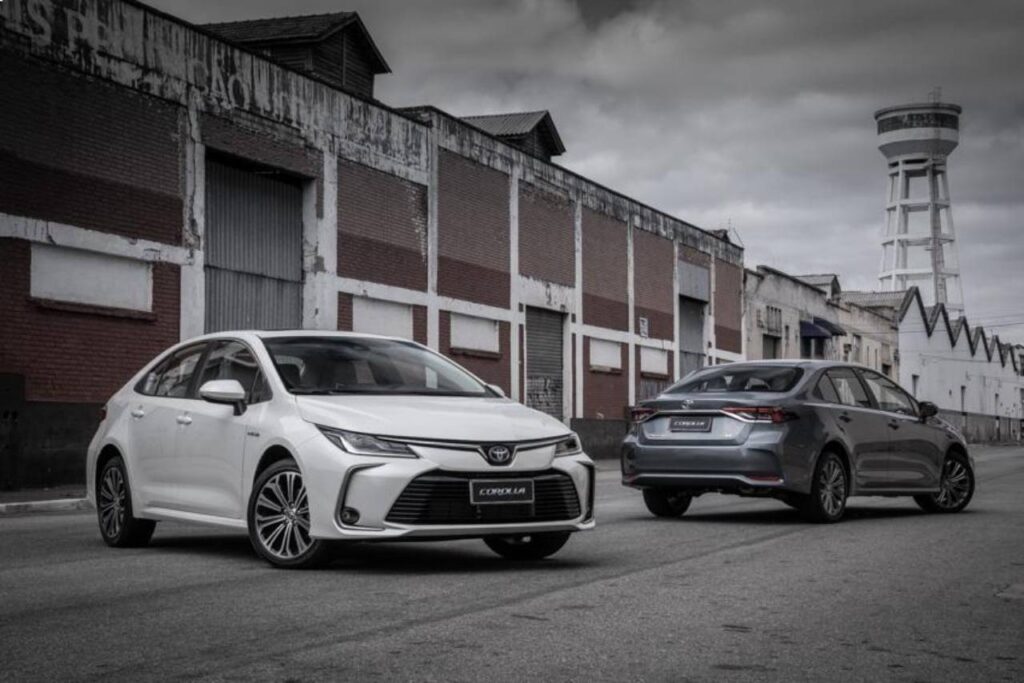 Corolla híbrido ou flex: quando compensa comprar um ou o outro 7 Toyota Corolla flex e hibrido