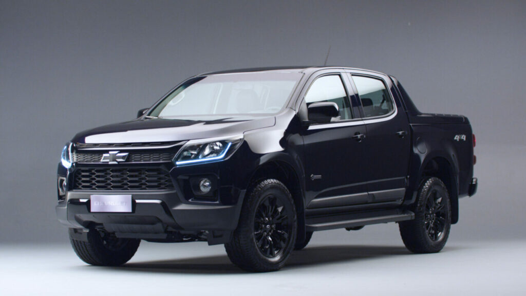 Chevrolet irá lançar outros carros em versões Midnight, RS e Z71 3 S10 Midnight 2024 chevrolet