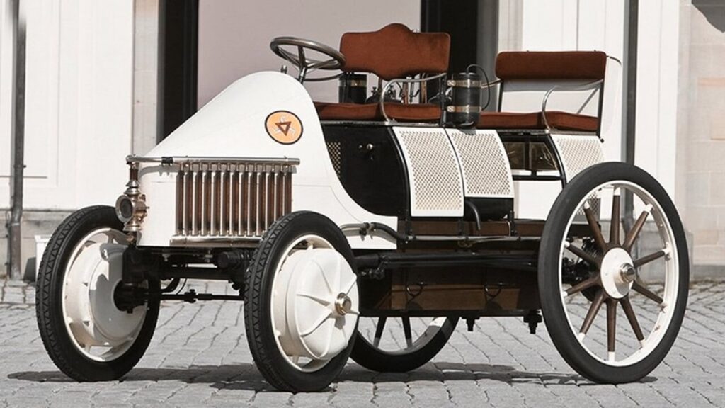 Qual foi o primeiro carro híbrido da história? 1 o primeiro carro hibrido da historia foi um porsche 1