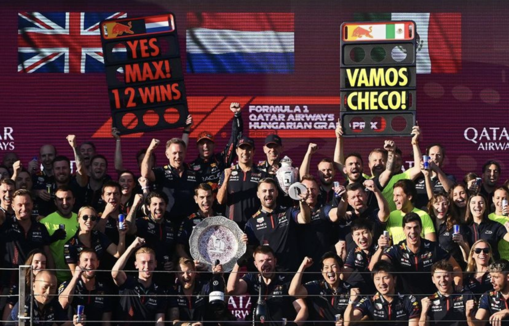 GP da Hungria: Red Bull quebra recorde de vitórias consecutivas na F1 1 Red Bull GP Hungria pódio Verstappen Perez F1 2023