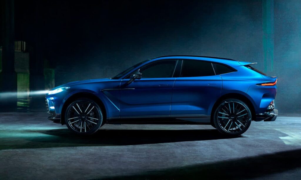 Aston Martin DBX707: conheça o SUV mais rápido do mundo 4 aston martin dbx707 2 1280x768 1