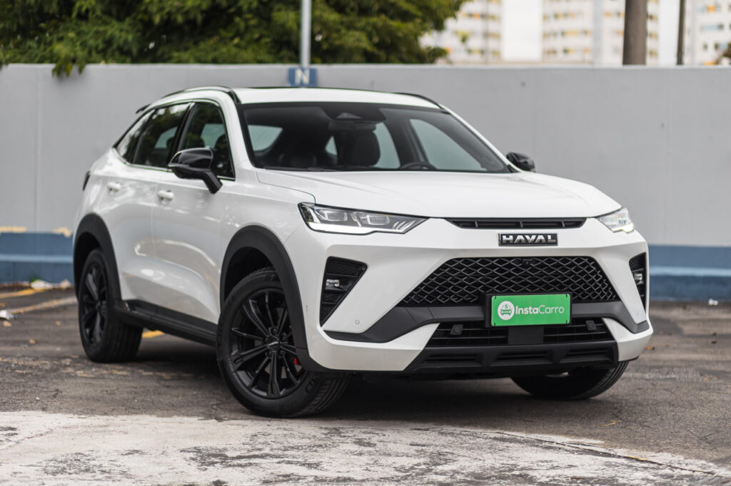 Haval H6 GT é a combinação perfeita de esportividade e conveniência 8 Haval H6 GT branco 2024