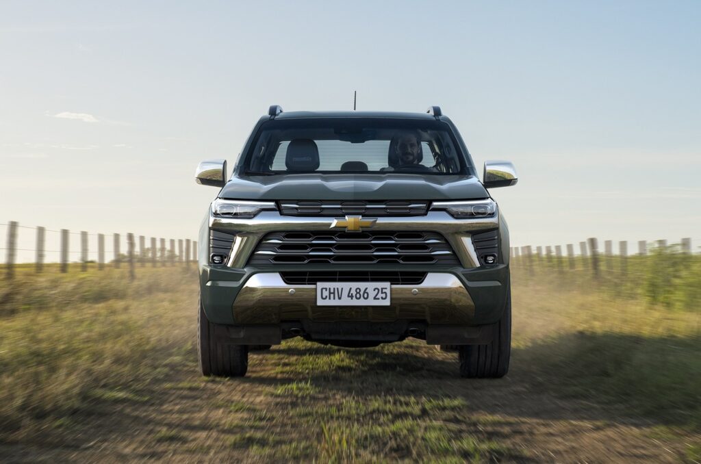 Nova S10: Chevrolet revela visual renovado da picape e nova lista de itens de série 4 Nova S10 11