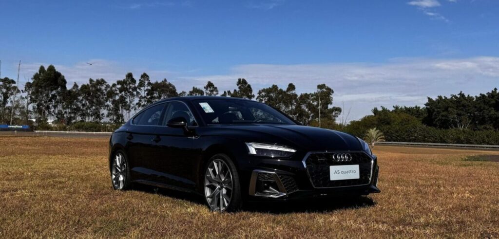 Audi A4 e A5 chegam com tração integral quattro e visual renovado 7 Audi A4 A5
