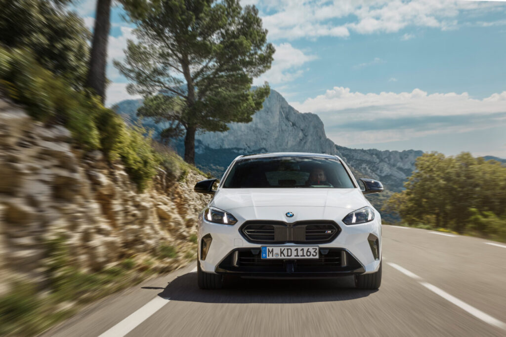 BMW revela 4ª geração da Série 1 2025 4 BMW Série 1 2025