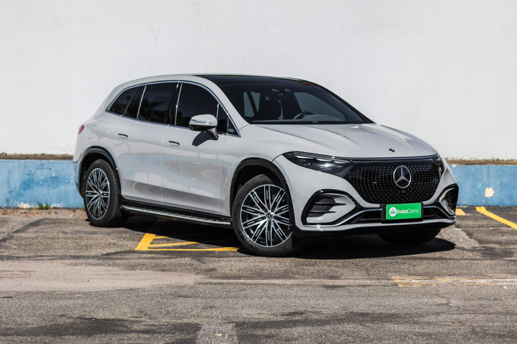 Mercedes-Benz EQS 450+ é o SUV mais tecnológico da marca e beira o R$ 1 milhão 5 Mercedes-Benz EQS 450+