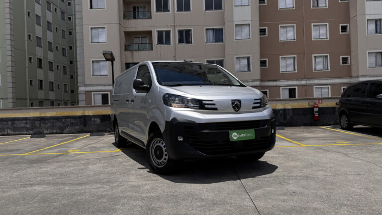 Testes 8 Peugeot Expert Cargo 2025